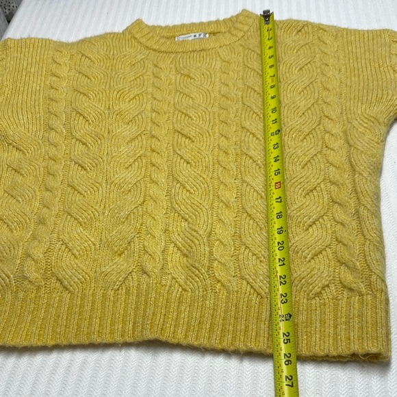 Primark Sweater Oversized Cable Cabincore Knit Bright Yellow Size Medium Large - Picture 9 of 9